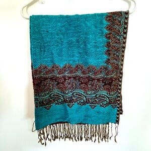 Pashmina scarf